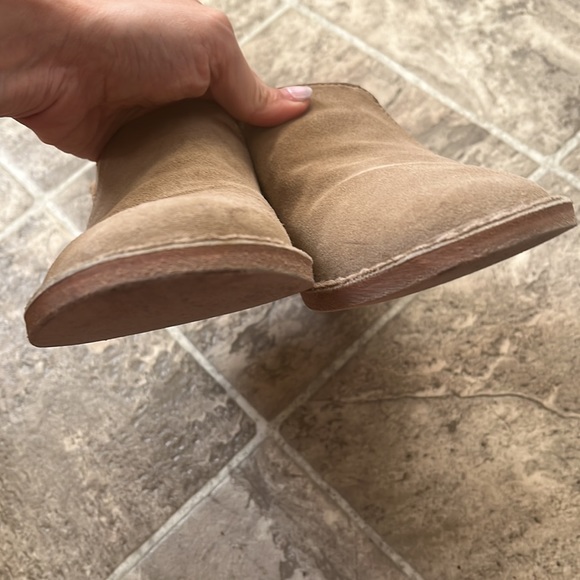 Vince//Suede Slip On Loafers - Picture 8 of 8